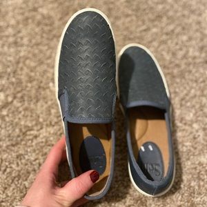 Slip ons